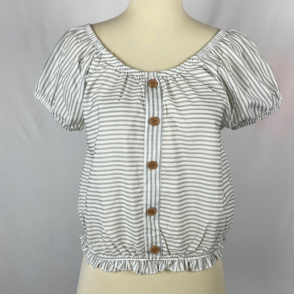 Gray & White Striped Crop Peasant Top w/Decorative Buttons - Large Juniors